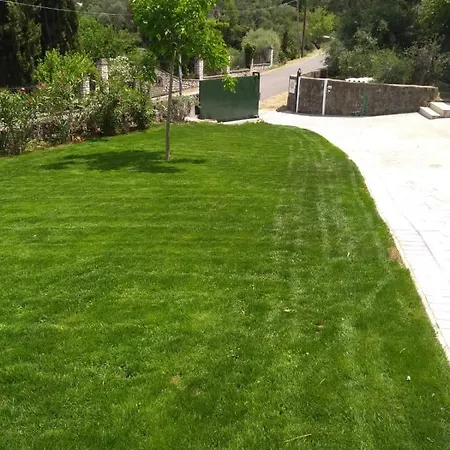 Gogles House Agioi Deka (Corfu)