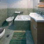 Gogles House