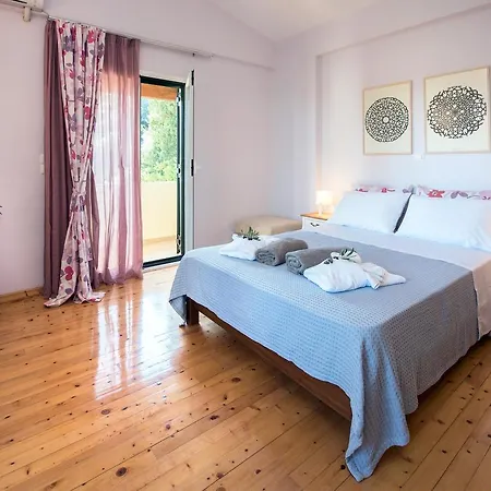 Gogles House * Agioi Deka (Corfu)